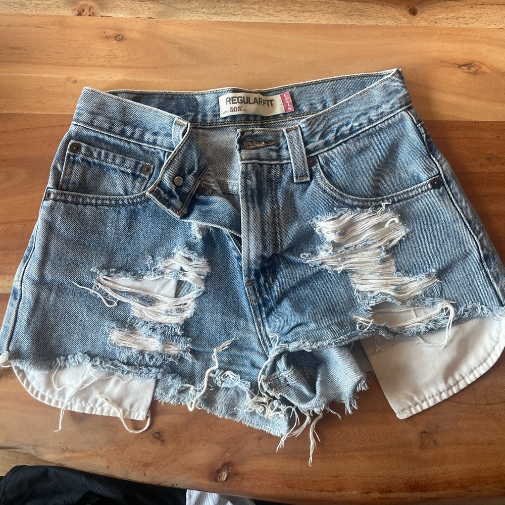 levi’s 505 denim shorts